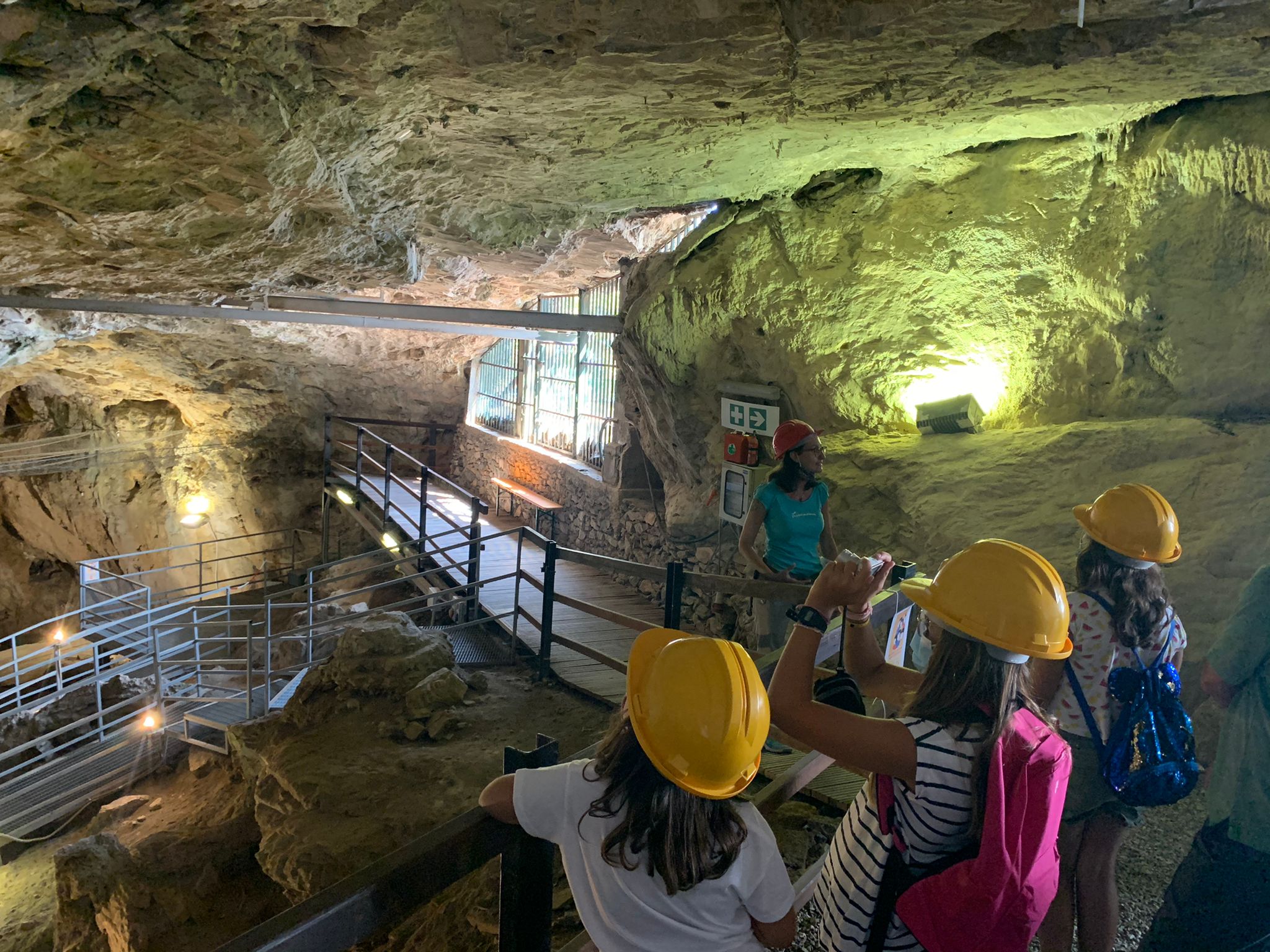 La Caverna delle Arene Candide: un archivio della preistoria mediterranea